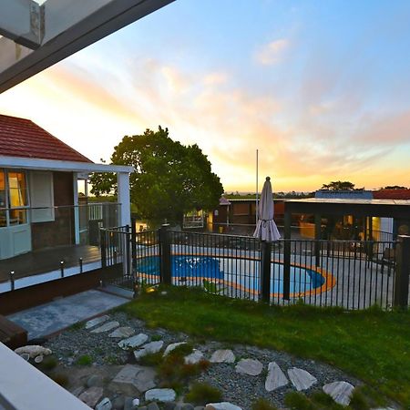 Holiday House In Totara Park Auckland Extérieur photo